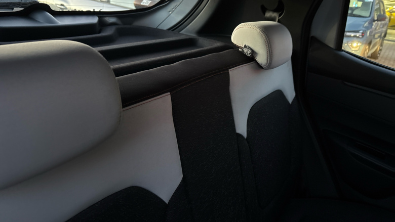 Dacia Spring 27kWh Expression 65 48kW 5dr Auto Electric Hatchback